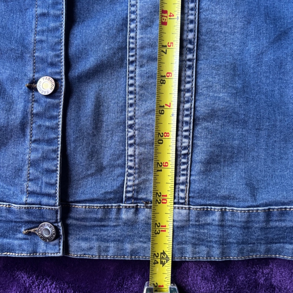 Reversible Floral Denim Jacket - Picture 9 of 10